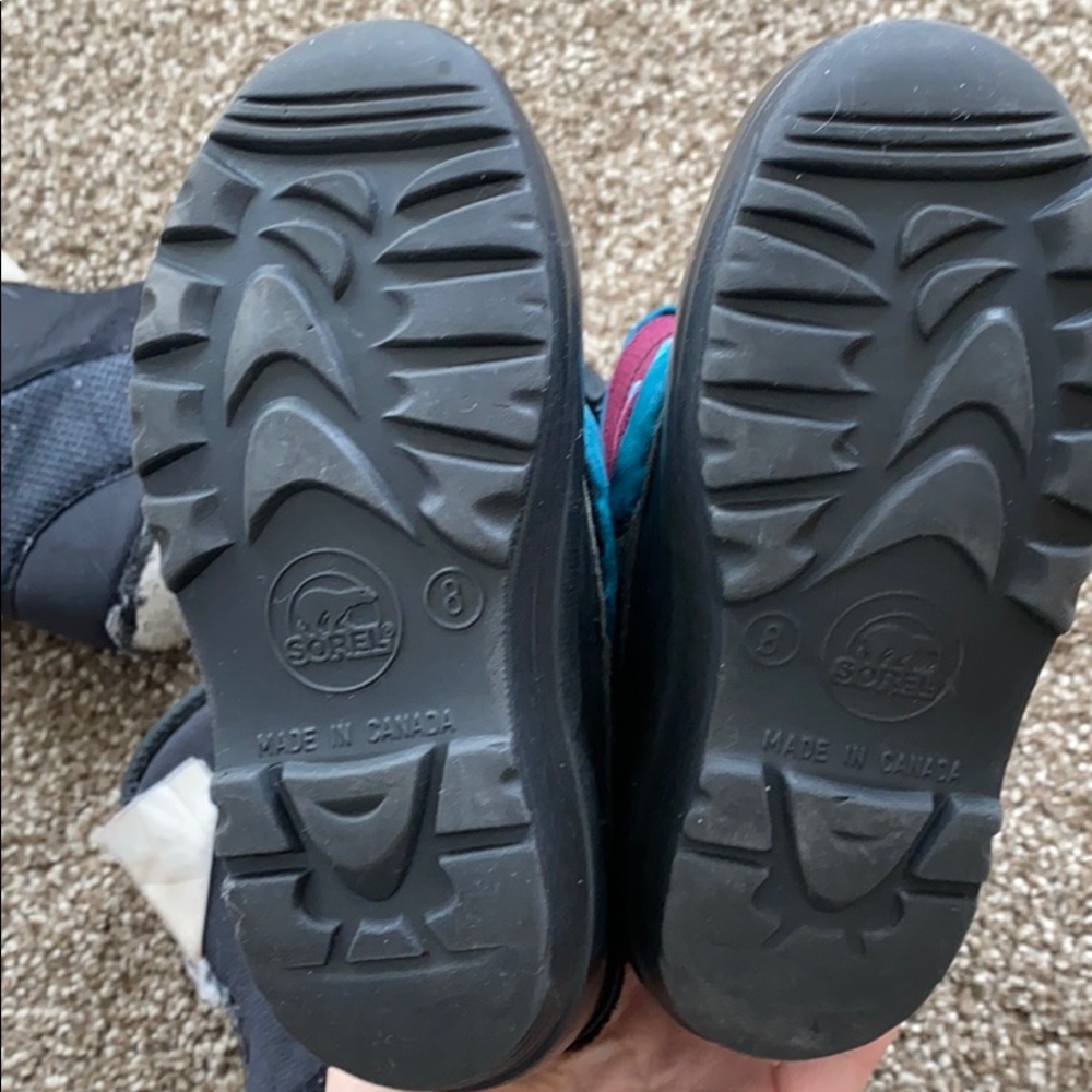 Sorels - Picture 13 of 15